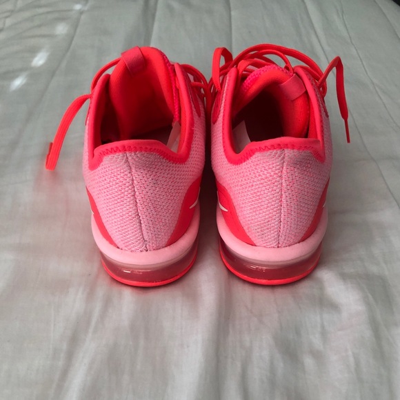 Nike Air Max - Picture 3 of 5